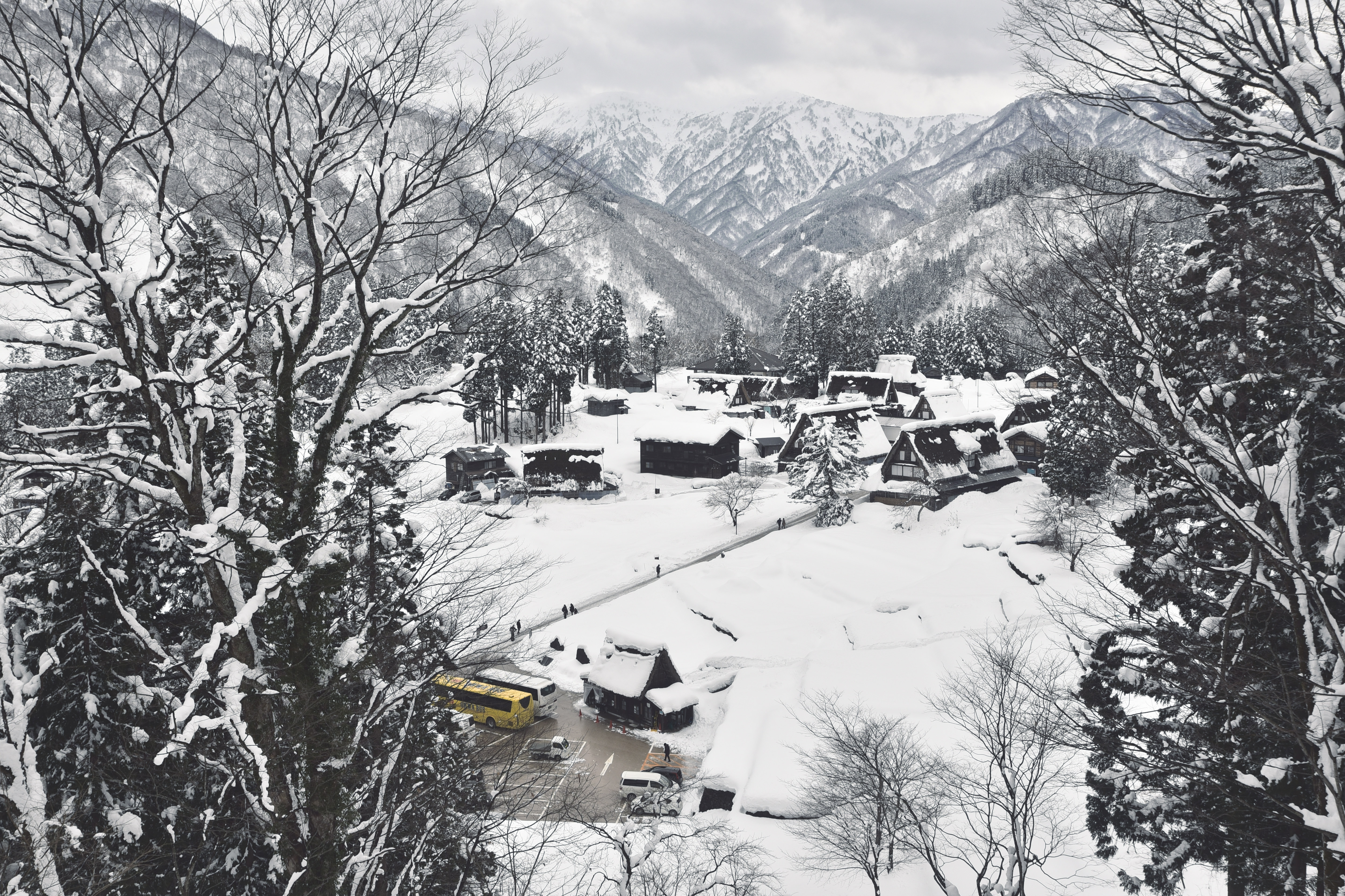Ainokura Gassho-style Village